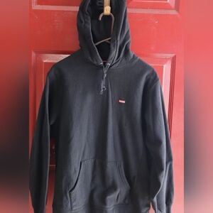 Supreme Small Box Logo